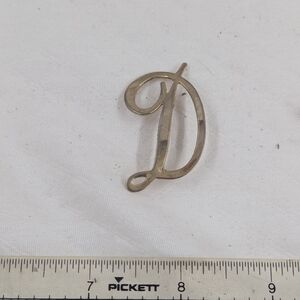 Vintage Gold Tone Script Letter Initial 'D' Mid Century Pin